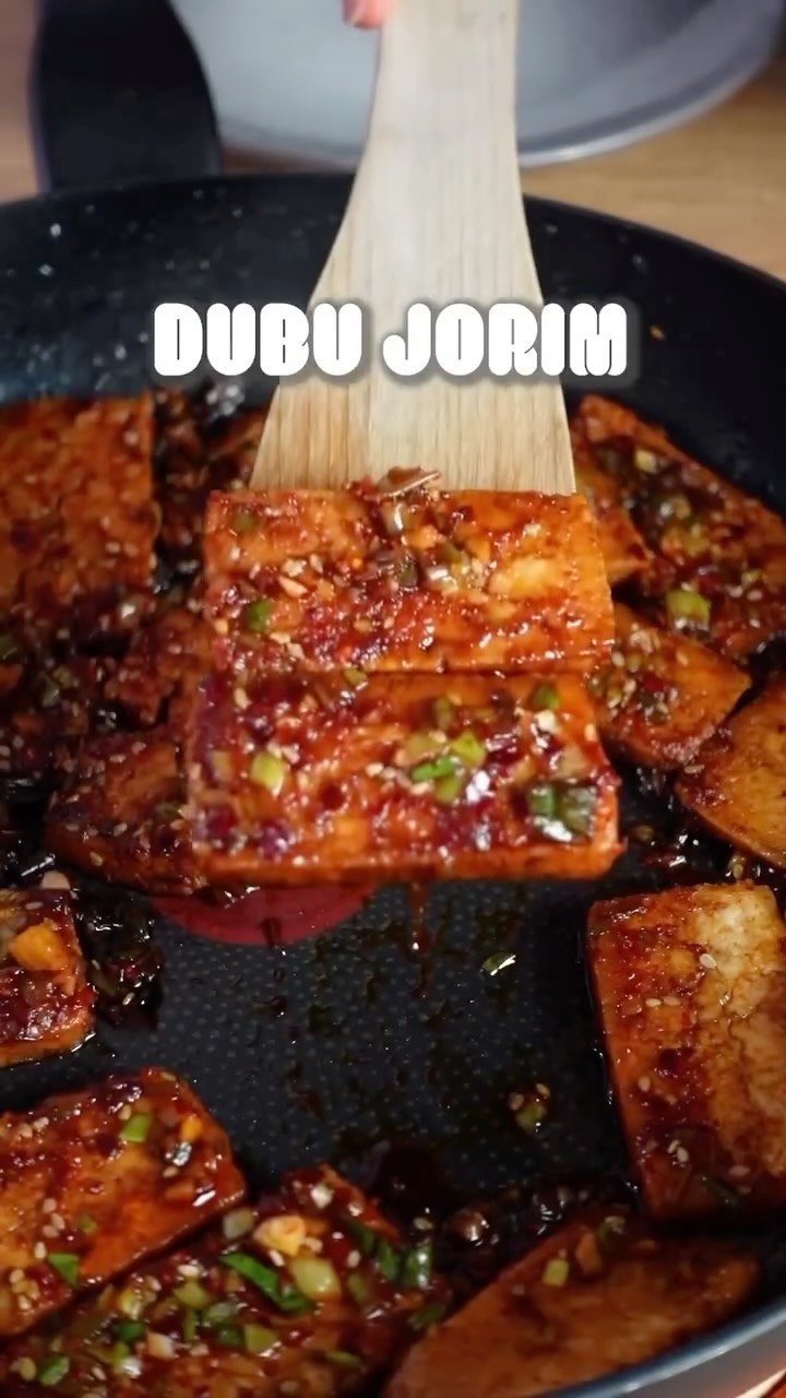 fitgreenmind 게시물 이미지: DUBU JORIM (두부조림 )🇰🇷

This is a very very...