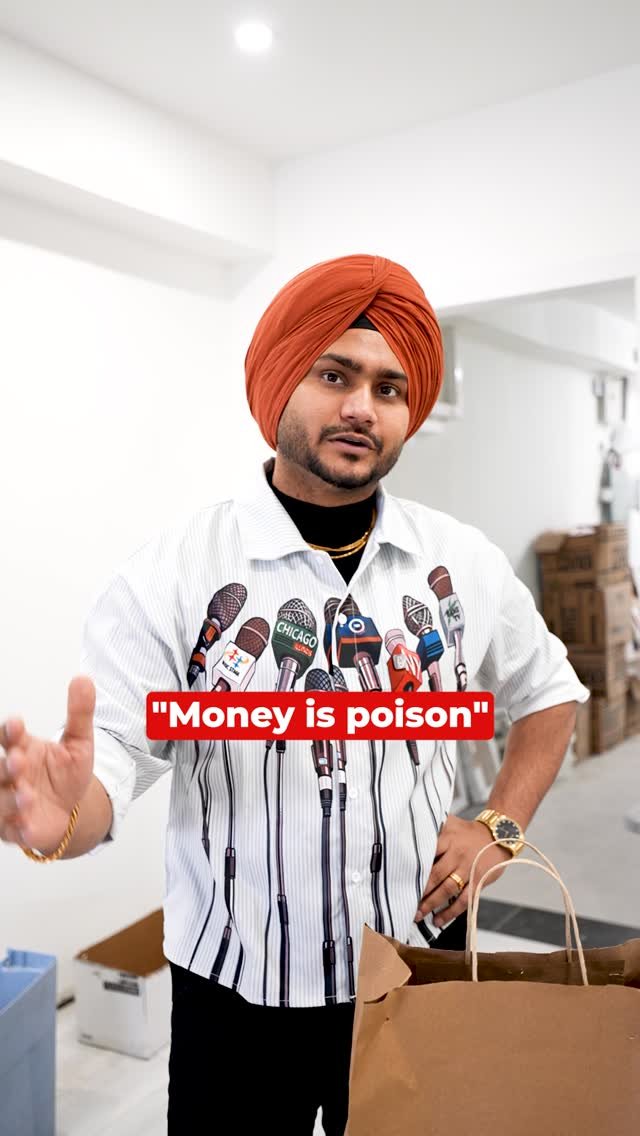 fitmafiatiffinservice 게시물 이미지: Money Is Poison !!
#fitmafia...