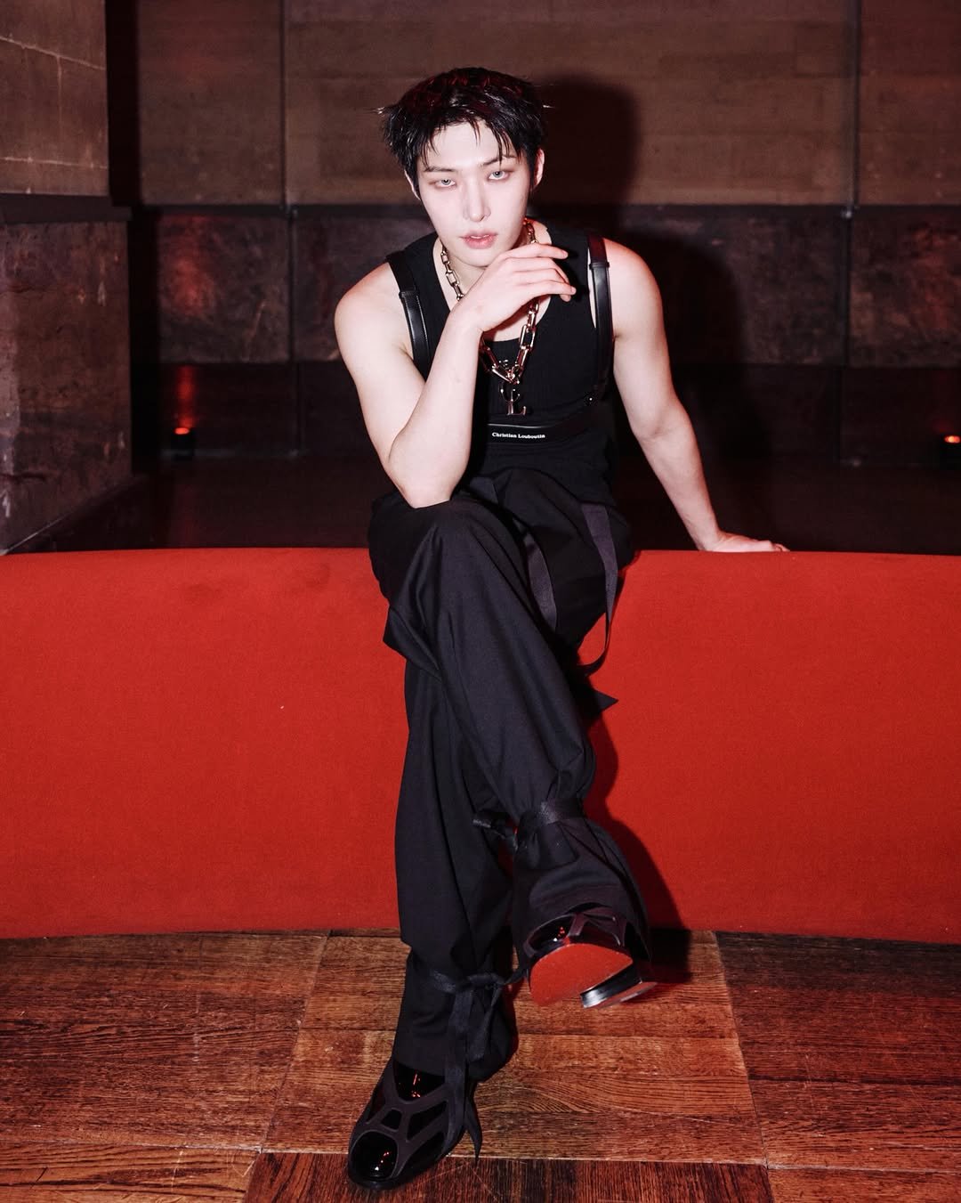 fixon_n_on 게시물 이미지: A night in red  @christianlouboutin...