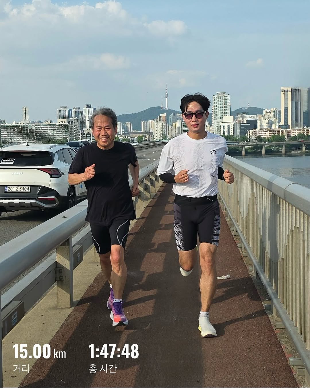 fleetrunner 게시물 이미지: 한강 달리기

잠수교에서 시작해 흑석동, 여의도를 거쳐 원효대교를 건너...