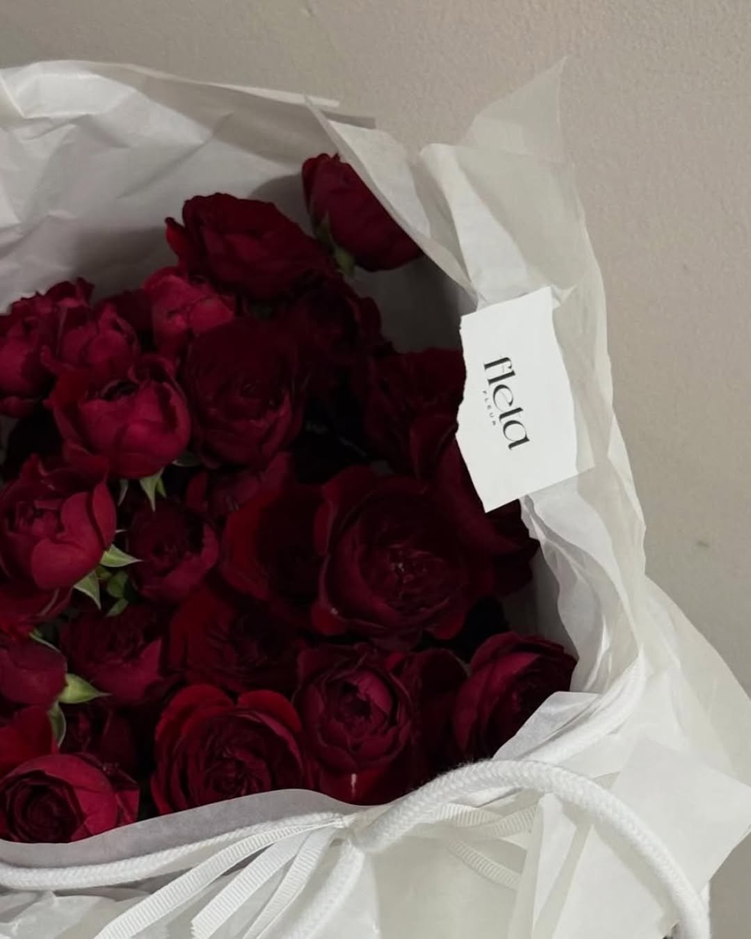 fleta_fleur 게시물 이미지: 🌹

…
#리그램 - @foryoomeri by...