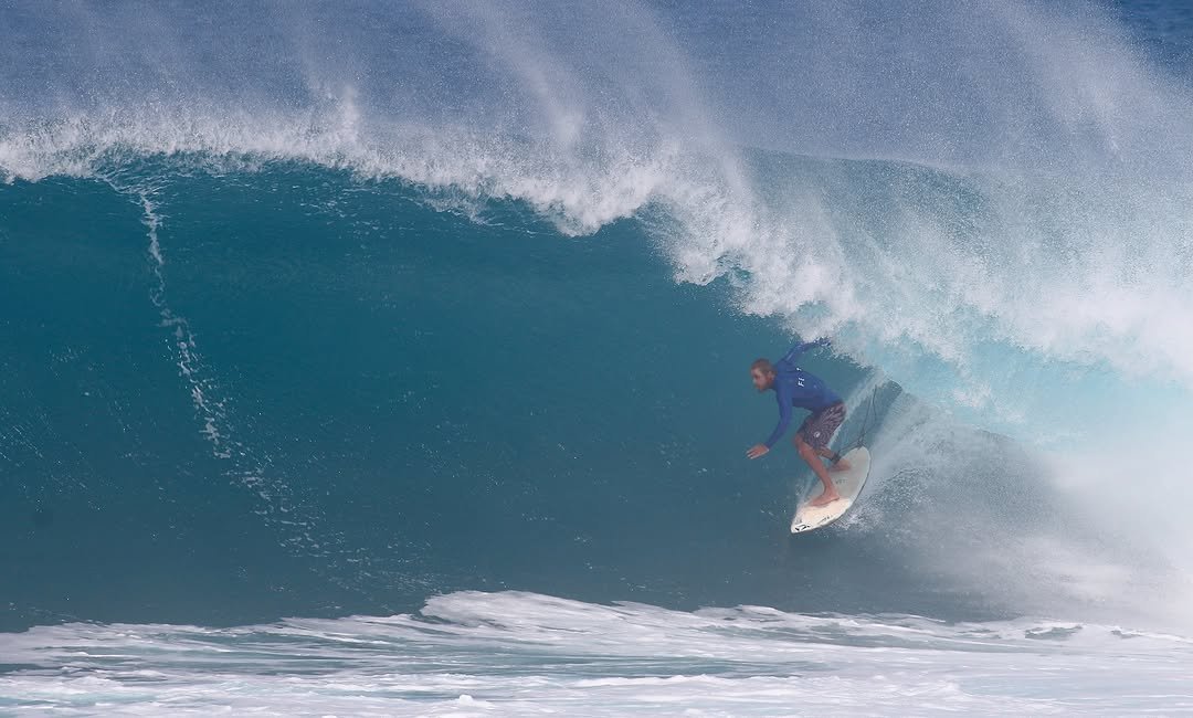 Photo by Pete Hodgson on November 28, 2025. May be an image of surfboard, water, ocean and text.