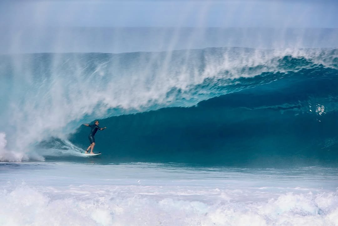 Photo by Pete Hodgson on February 27, 2026. May be an image of surfboard, ocean, water and text.