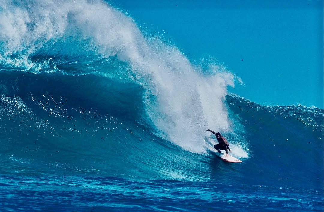 flipperhawaii 게시물 이미지: Barry Kanaiaupuni at Sunset Beach.