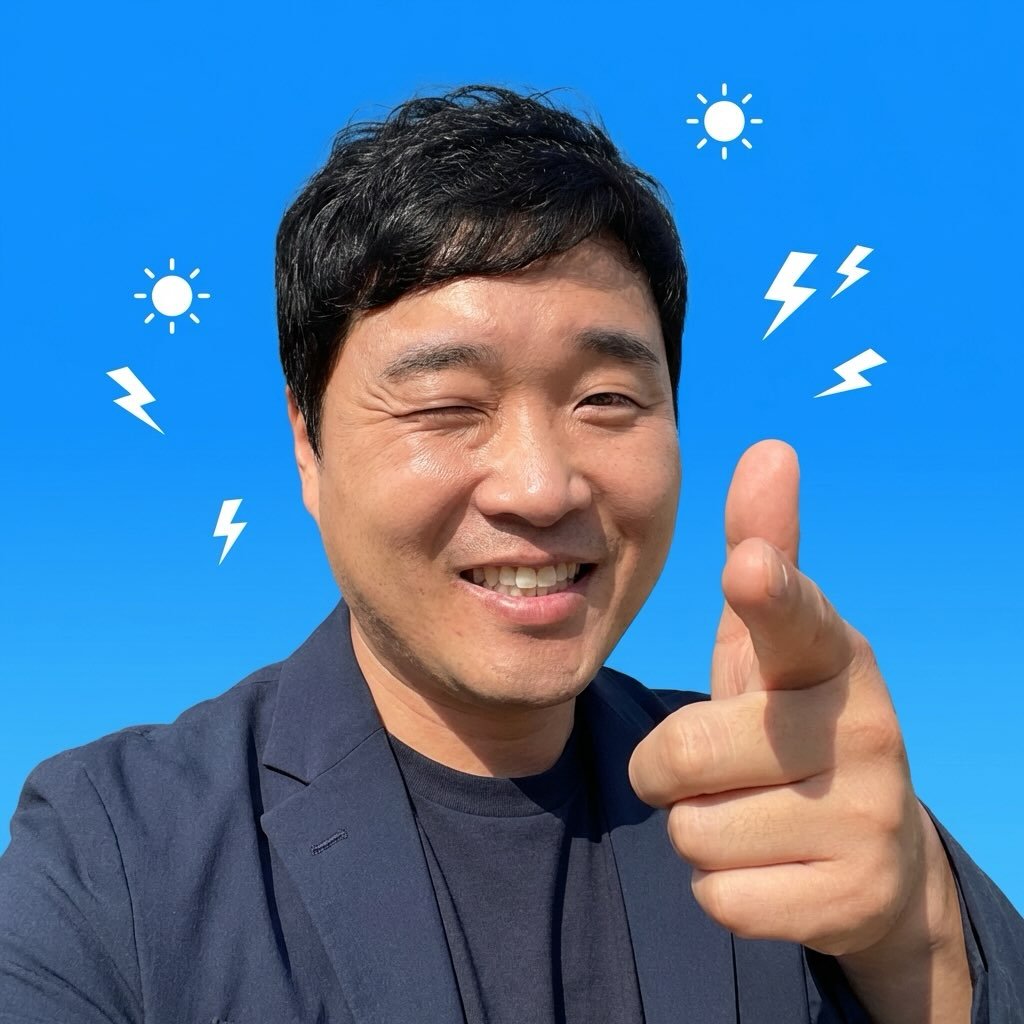 flyhighssc 게시물 이미지: 아 벌써 금요일이냐? 

늘 그렇듯 사무실 내 방에서 고객사 브랜딩용 장편 원고...