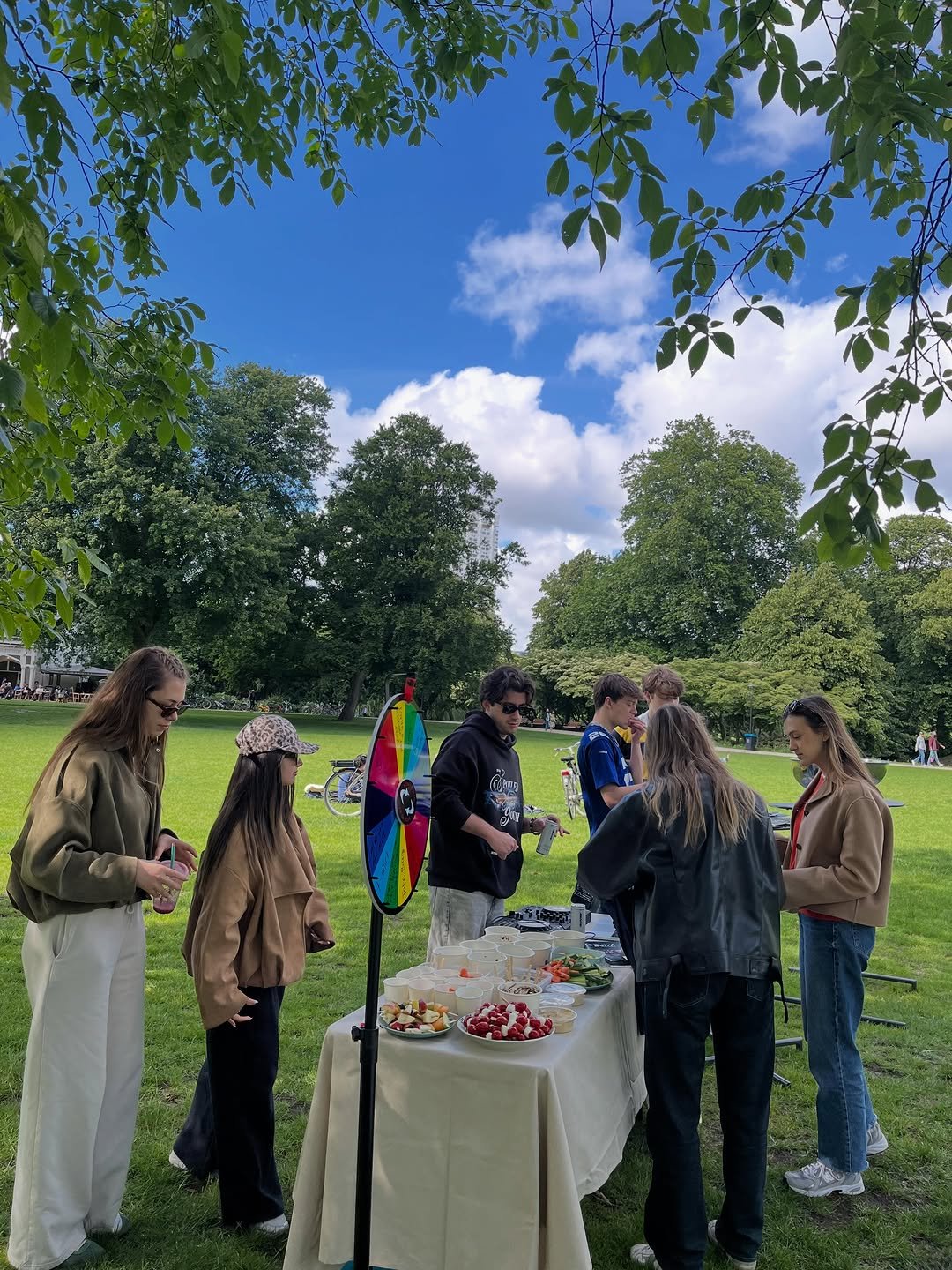 follow 게시물 이미지: Recap of the picnic!
A few weeks ago we hosted...