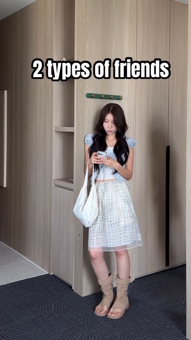 fomingmuse 게시물 이미지: 두 가지 친구 유형 2탄, 다들 어느 쪽 이시죠?!😳