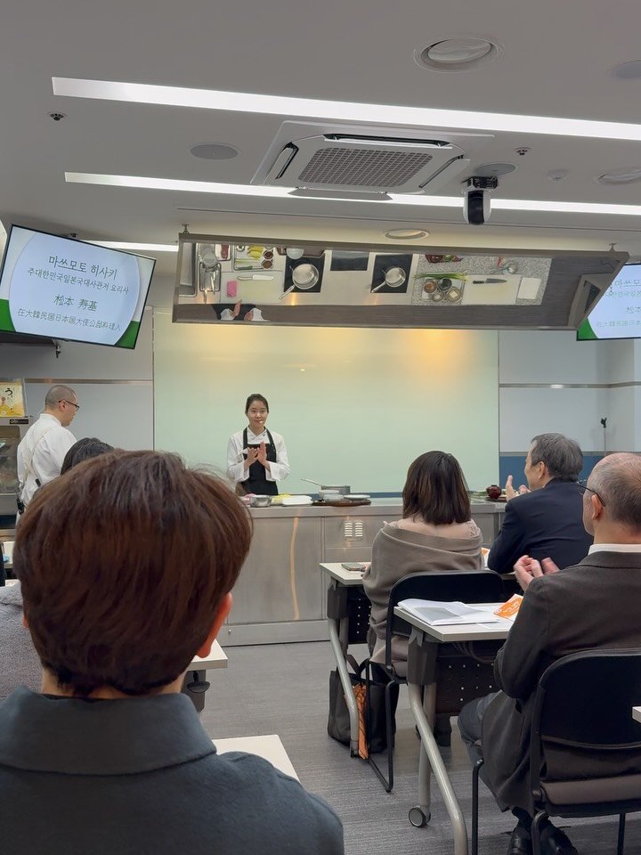 food_matgwanbu_ 게시물 이미지: 📣비슷하면서도 다른 한일 집밥 이야기🇰🇷🇯🇵

#한일집밥이야기 

이번에 일본...