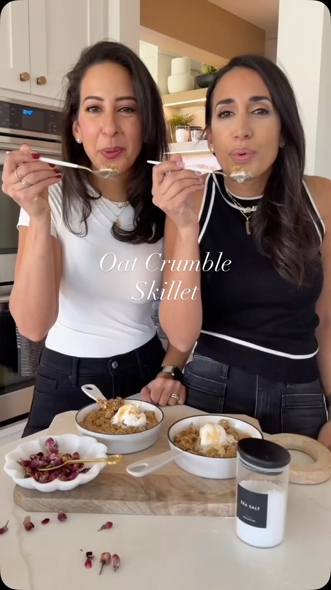 fooddolls 게시물 이미지: If you’re the one who scoops the topping off...