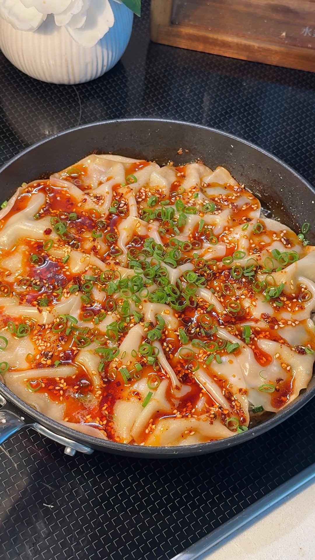 foodie.randy 게시물 이미지: EASY MEALS FOR 2 EP. 14 
ONE PAN DUMPLING...