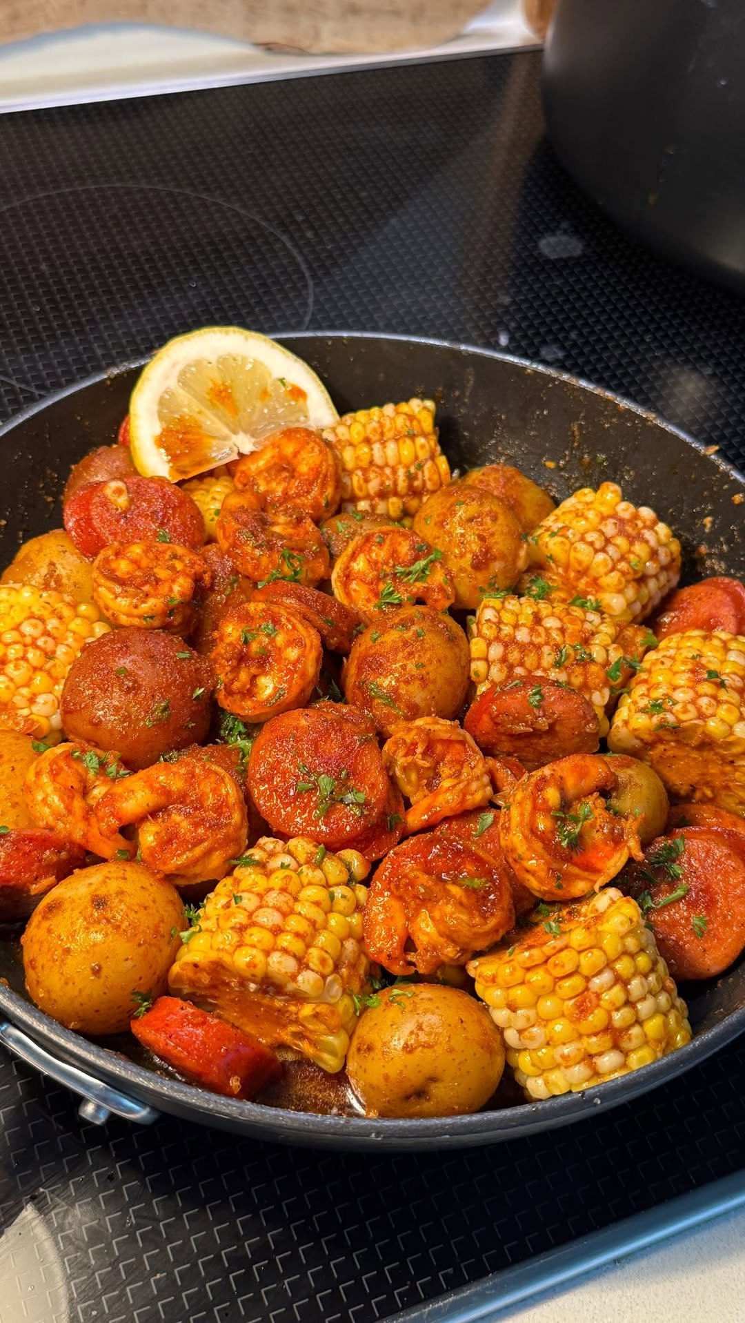 foodie.randy 게시물 이미지: EASY MEALS FOR 2, EP 18 Shrimp Boil
Homemade...
