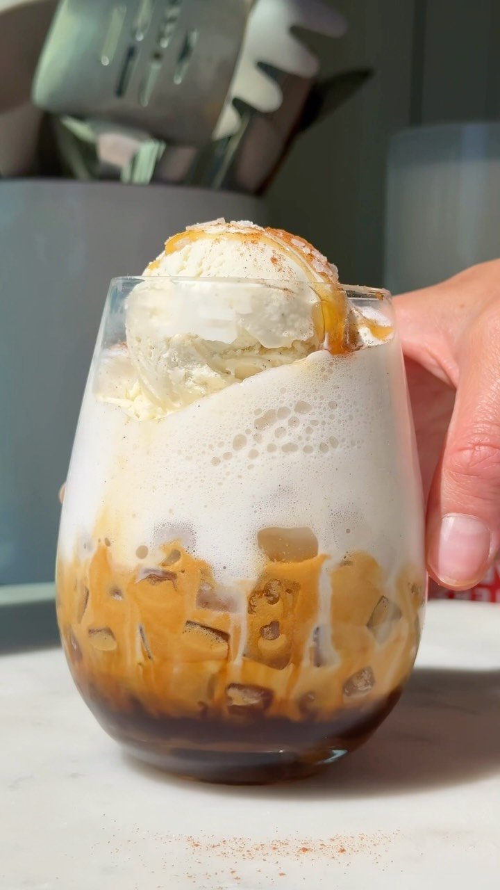 foodiefromvt 게시물 이미지: Brown Sugar Iced Latte Float✨ Your favorite...