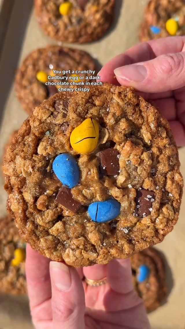 foodiefromvt 게시물 이미지: Almond Flour Oatmeal Cookies w Cadbury Eggs✨...