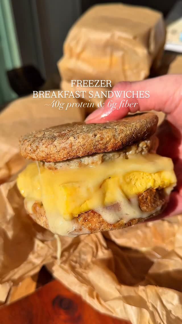 foodiefromvt 게시물 이미지: FREEZER BREAKFAST SANDWICHES✨ These Maple...