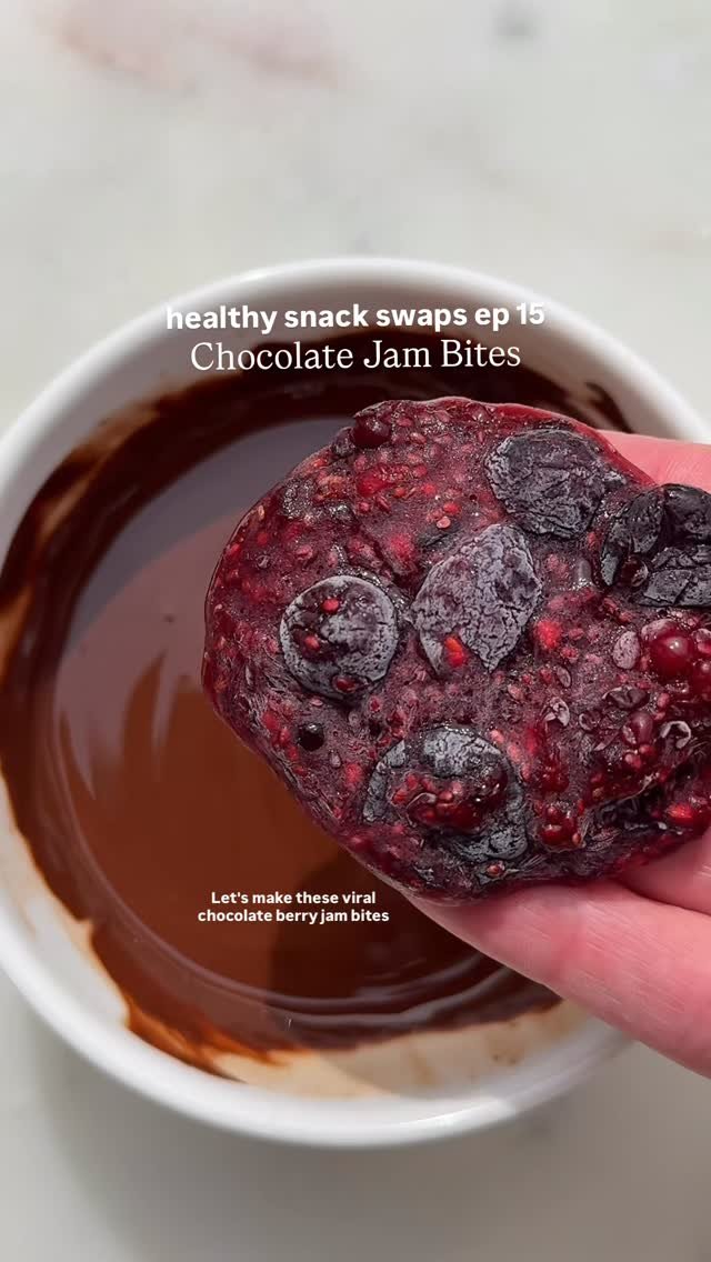 foodiefromvt 게시물 이미지: Chocolate Berry Jam Bites✨ Episode 15 of...