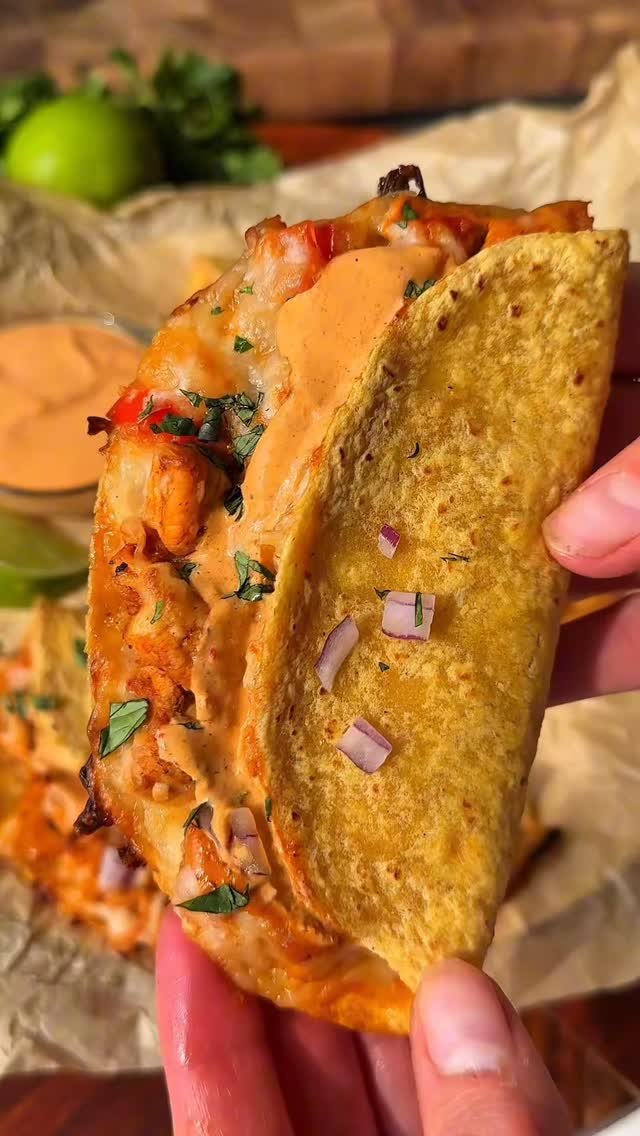 foodiefromvt 게시물 이미지: Crispy Chipotle Chicken Tacos✨ These crispy,...