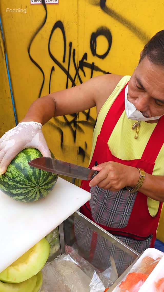 fooding2017 게시물 이미지: Amazing Thai $1 Bright Red Watermelon Cutting