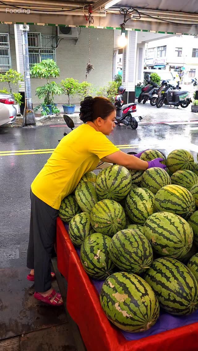 fooding2017 게시물 이미지: Amazing Taiwanese Yellow Mango Watermelon