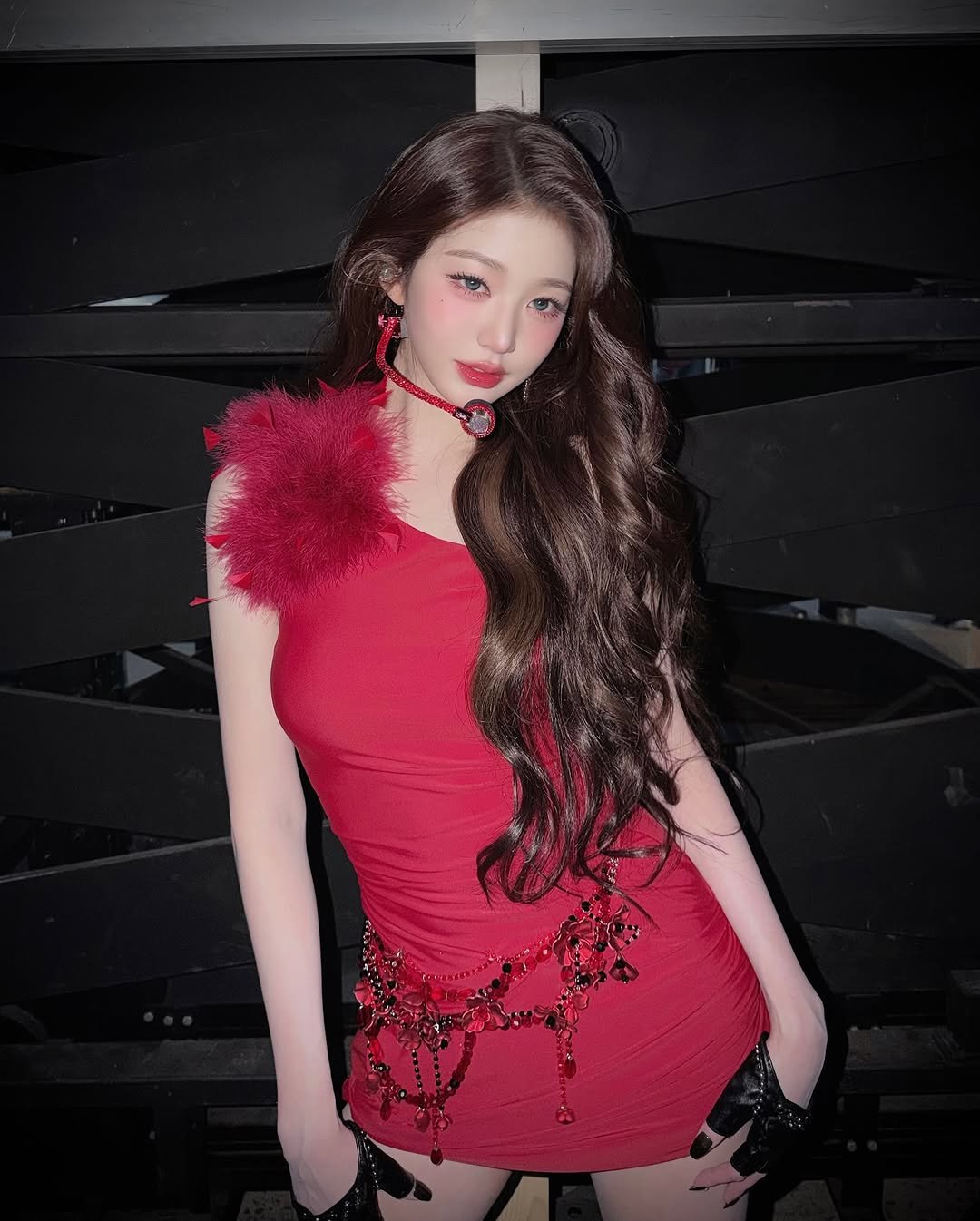 Photo by 장원영 WONYOUNG on November 07, 2025. May be an image of one or more people, hair, dress and text.