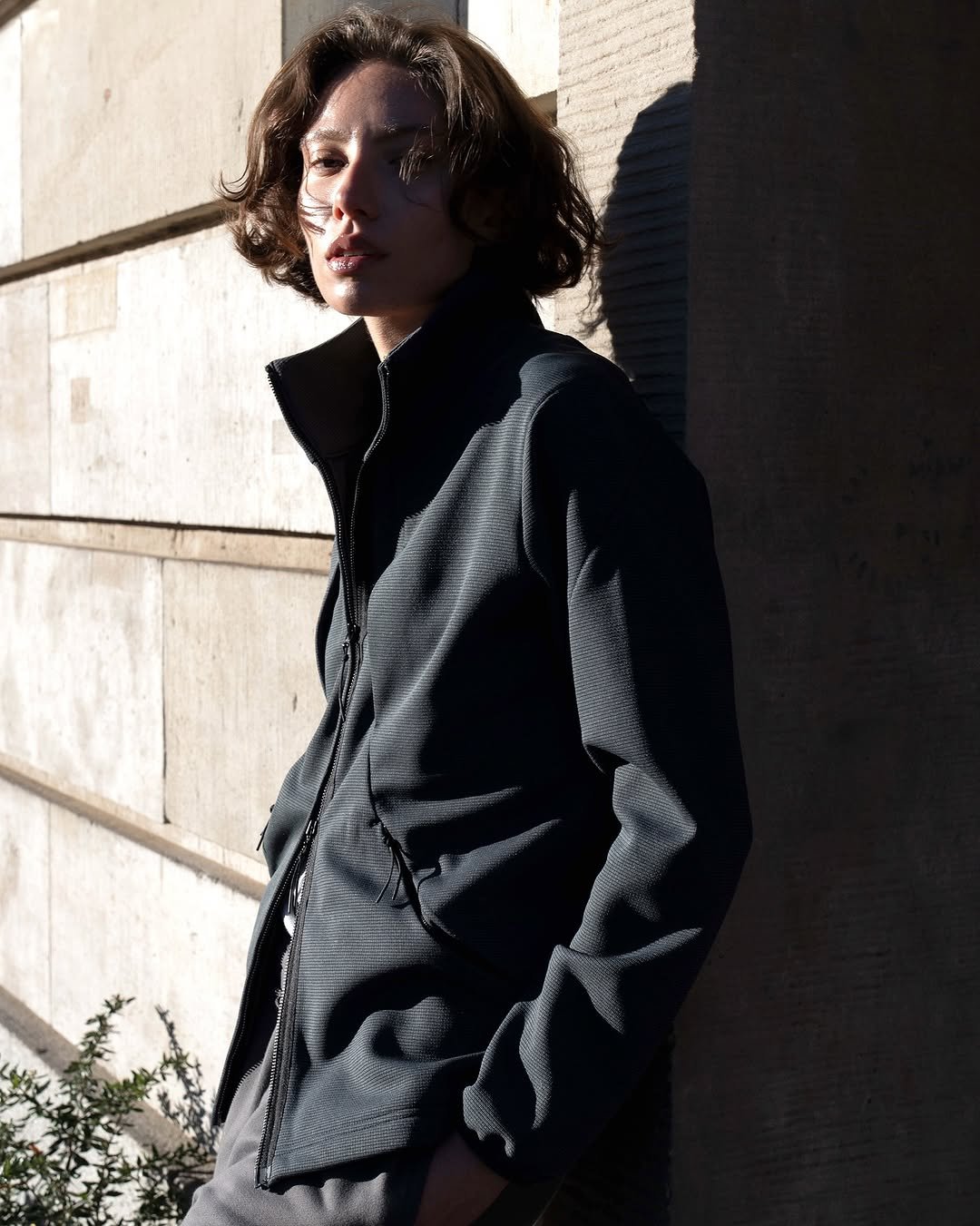 Photo by FÖRMLICH (폼리쉬) on November 06, 2025. May be an image of suit, overcoat, blazer, jacket and text.