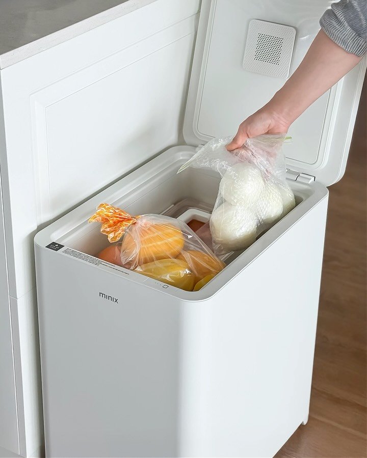 foryou_home87 게시물 이미지: 이건 큰 김치냉장고 대신
부담 없이 두고 쓰기 좋은 제품이에요

요즘은 김치를...