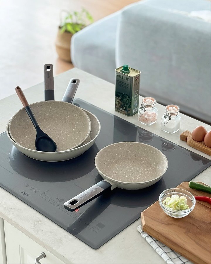 foryou_home87 게시물 이미지: 티타늄 프라이팬 4개 세트가 7만원대라
구성 보고 한번, 가격 보고 한번 놀랐던...