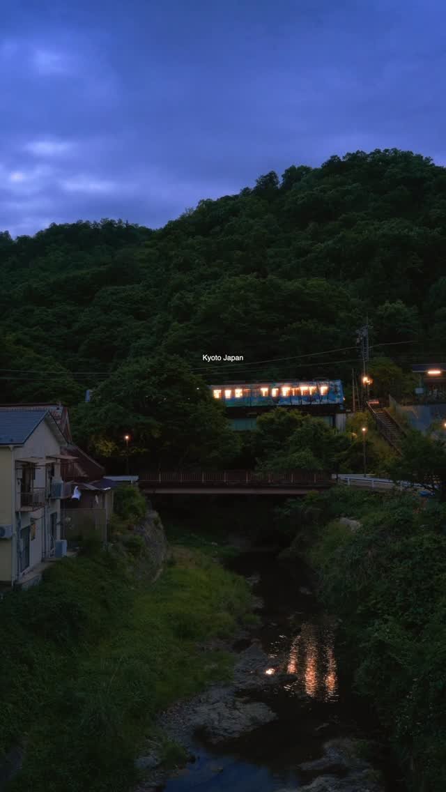foto_ycy 게시물 이미지: 여름 냄새

📍Kyoto
▫️이치하라역, 니노세역

늦은 저녁 교토의 작은 마을에서...