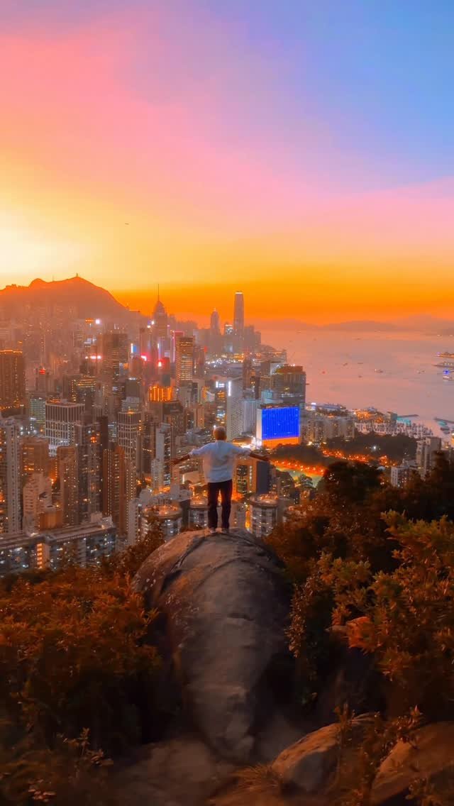 foto_ycy 게시물 이미지: 20분이면 만날 수 있는 비현실적인 노을과 야경

홍콩여행을 떠나신다면, 꼭 이...