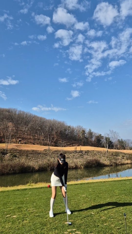 fragrant_seul 게시물 이미지: 잘치는 오빠들과 즐거운 라운딩 ⛳️
⠀
꺅 #라베
첫홀 지각해서 망했는데
후반에 잘...