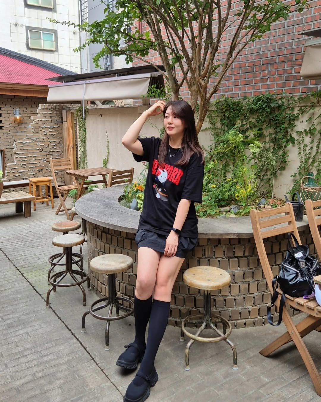 Photo shared by 슬기 | 골프, 패션, 뷰티, 여행, 육아ෆ on August 11, 2025 tagging @criscelo_official. May be an image of 1 person, shorts, miniskirt and text.