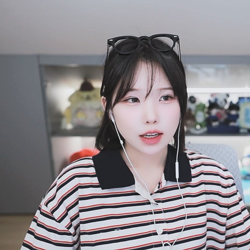 Photo shared by 잉혐애호가 on May 09, 2025 tagging @friendshiping94.