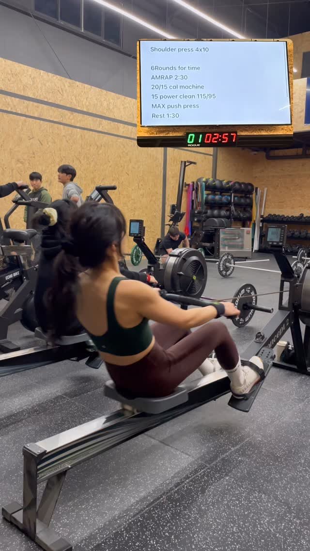 from_jin_to_jin 게시물 이미지: 🧆두쫀쿠룩 입고 4개월만에 crossfit🏋🏻‍♀️

크로스핏썸머 오픈...
