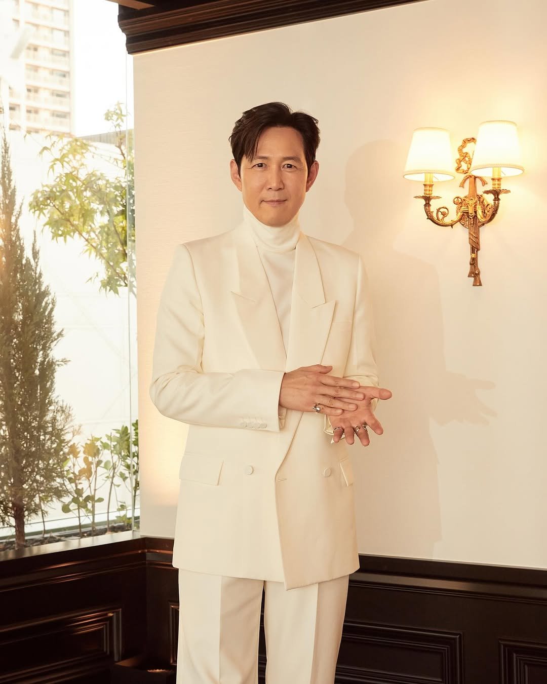Photo by Lee jung jae on September 07, 2025. May be an image of 1 person, suit, dinner jacket, blazer and text.