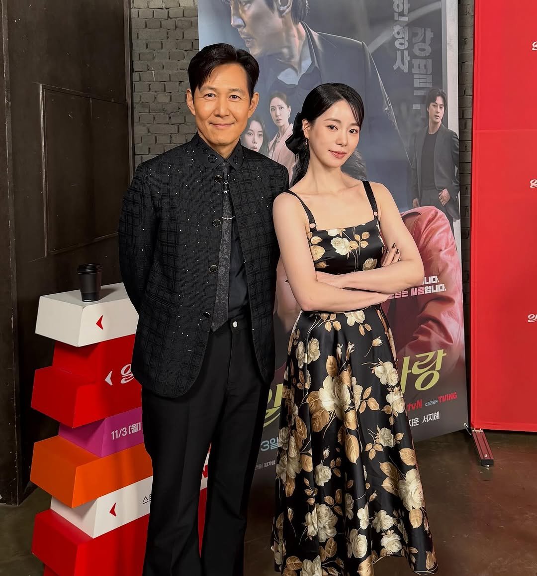 Photo shared by Lee jung jae on October 29, 2025 tagging @limjjy2.