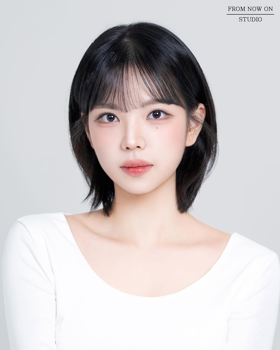 Photo shared by 프롬나우온스튜디오 | 합정스튜디오 | 홍대증명사진 | 프로필 on November 16, 2025 tagging @from_now_on_studio. May be an image of one or more people and bangs.