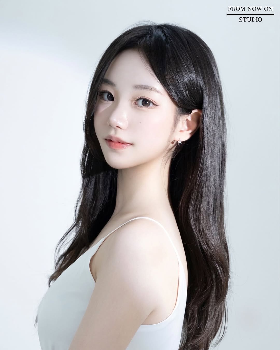Photo by 프롬나우온스튜디오 | 합정스튜디오 | 홍대증명사진 | 프로필 in 합정역 with @from_now_on_studio. May be an image of one or more people, braids and text that says 'FROM NOW FROMNOWON ON STUDIO STU'.