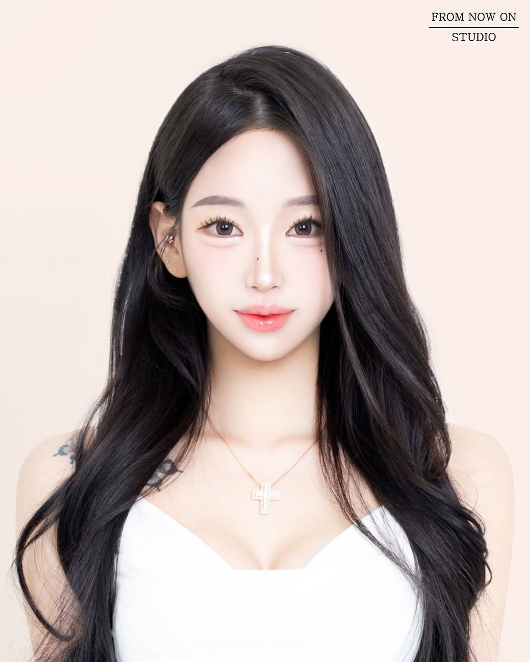 Photo shared by 프롬나우온스튜디오 | 합정스튜디오 | 홍대증명사진 | 프로필 on February 26, 2026 tagging @from_now_on_studio. May be an image of one or more people, braids, makeup and text.