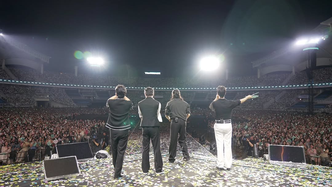 Photo by Day6 YoungK on September 07, 2025. May be an image of one or more people, crowd, concert and stadium.