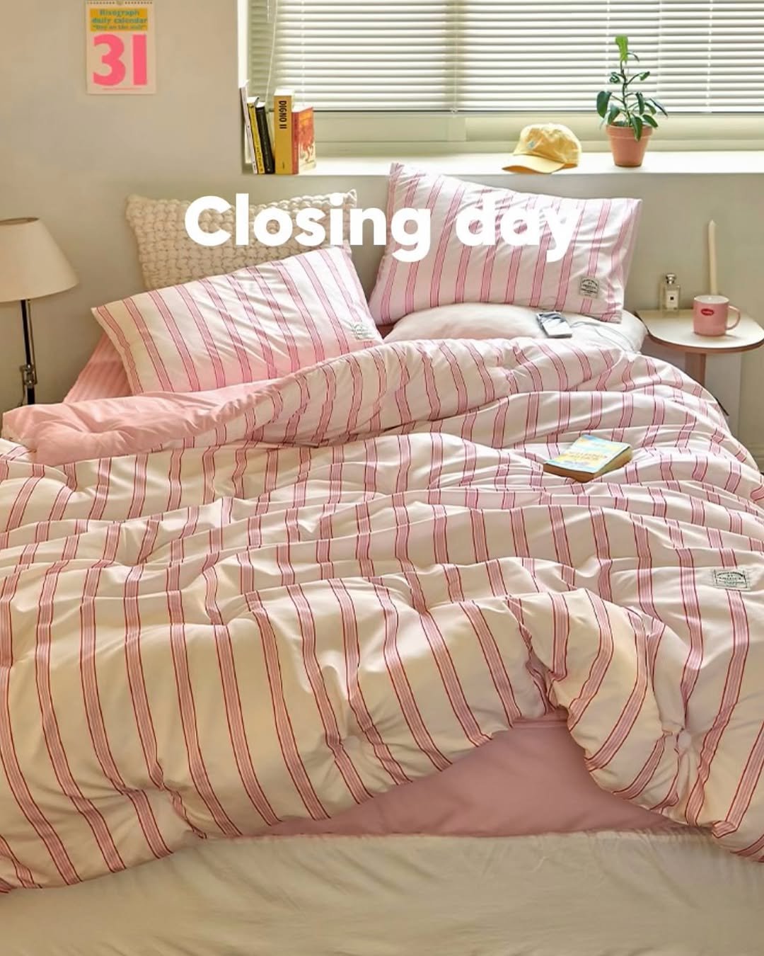 Photo by 프롬졸리 | 신혼 라이프 | 살림 & 청소 on September 27, 2025. May be an image of bed, blanket, mattress, bedroom and text that says '3I Closing day Iet'.