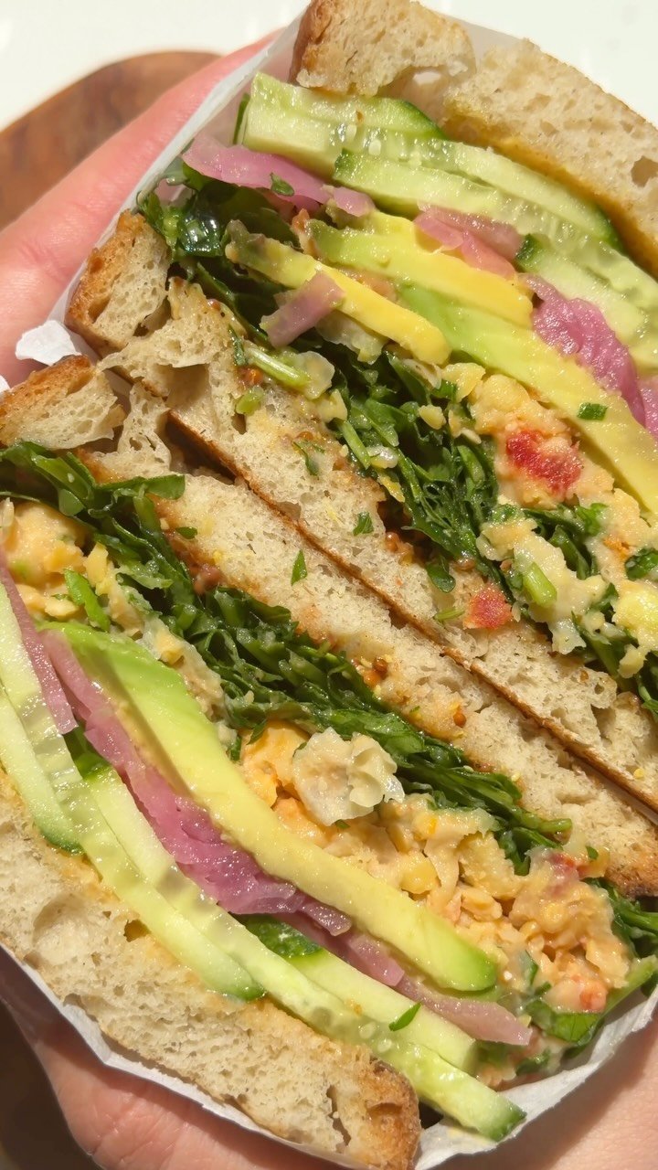 frommybowl 게시물 이미지: Arugula Sandwiches with Smashed Chickpea Salad...