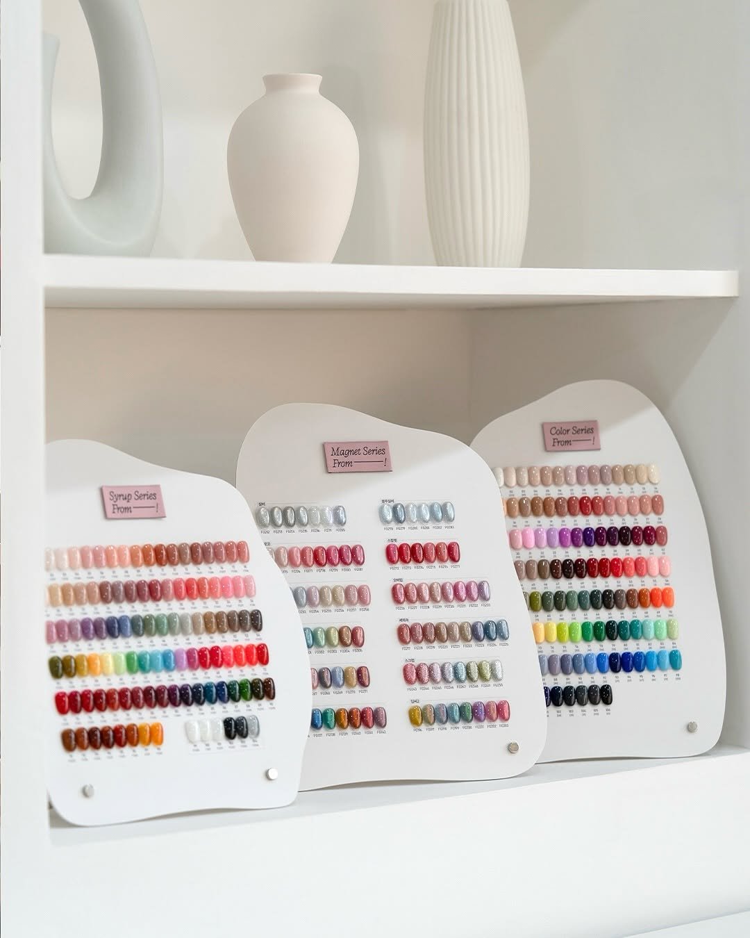 Photo by 프롬더네일 | 프롬젤 | 자석젤 | fgel | fromthenail on November 01, 2025. May be an image of text.