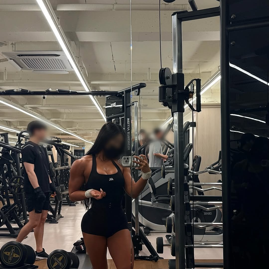 ftmd_min01 게시물 이미지: Fitness in my life = 💪🏽

#헬스타그램 #운동하는여자 #운동녀...