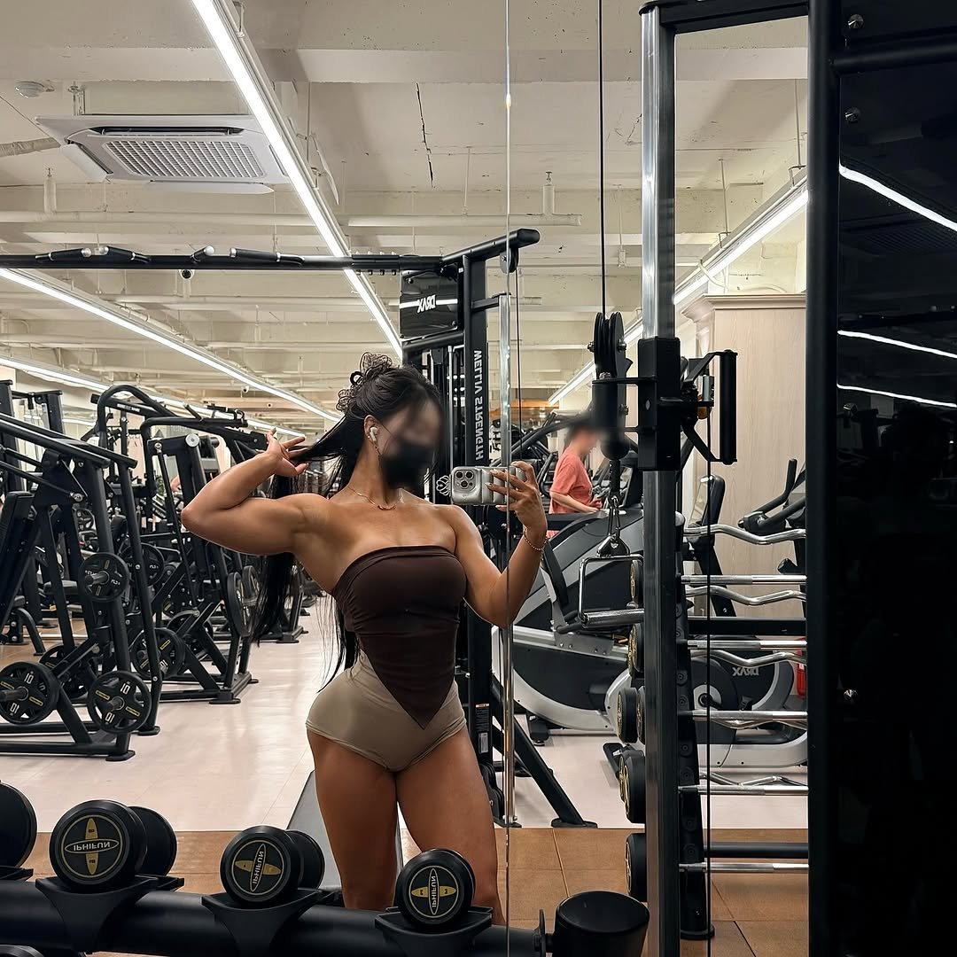 ftmd_min01 게시물 이미지: Fitness in my life = 💪🏽

#헬스타그램 #운동하는여자 #운동녀...