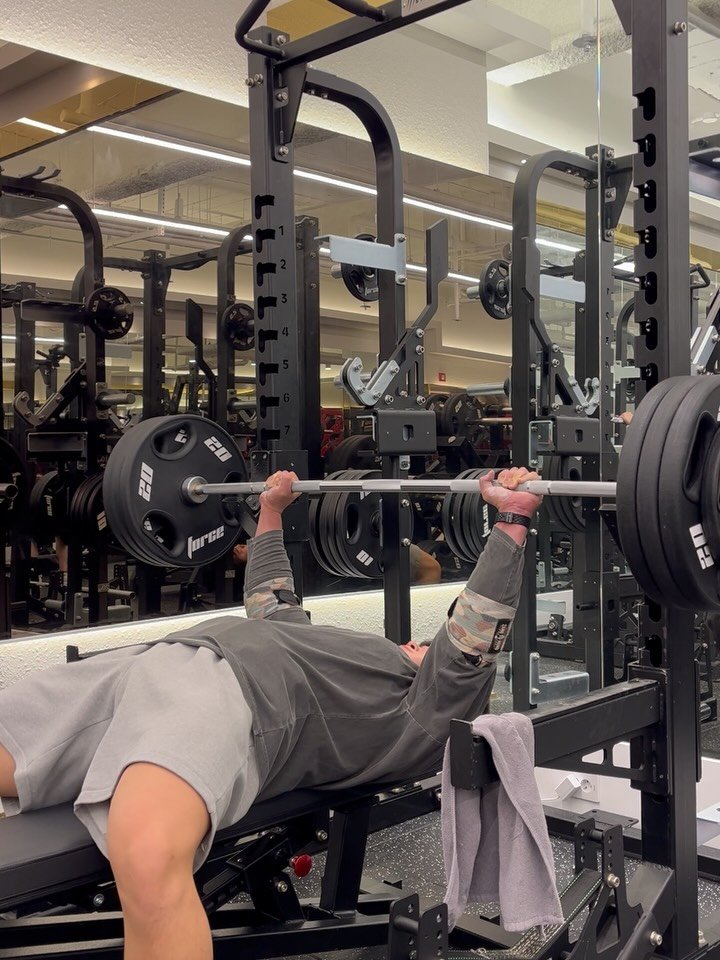 fullaccel_min 게시물 이미지: #benchpress 150kg*3 135kg*7

하체를 열심히 안해서 그런가...