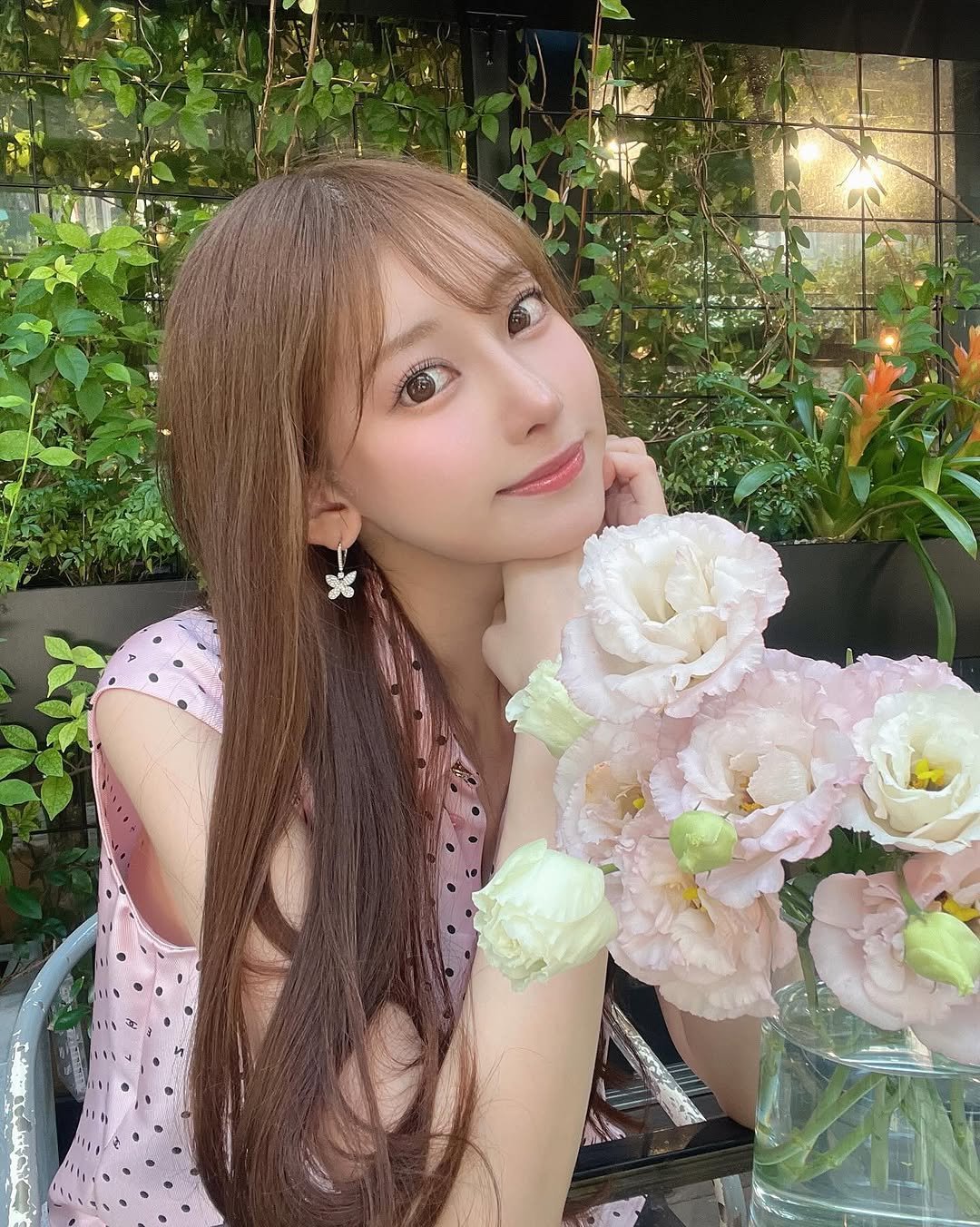 fuua_kaede 게시물 이미지: かれんぴと昼カフェからの鮨💐🌹🍣
夏も好きだけど早く涼しくなってほしいな🩷🖤

#昼カツ
#カフェ#表参道