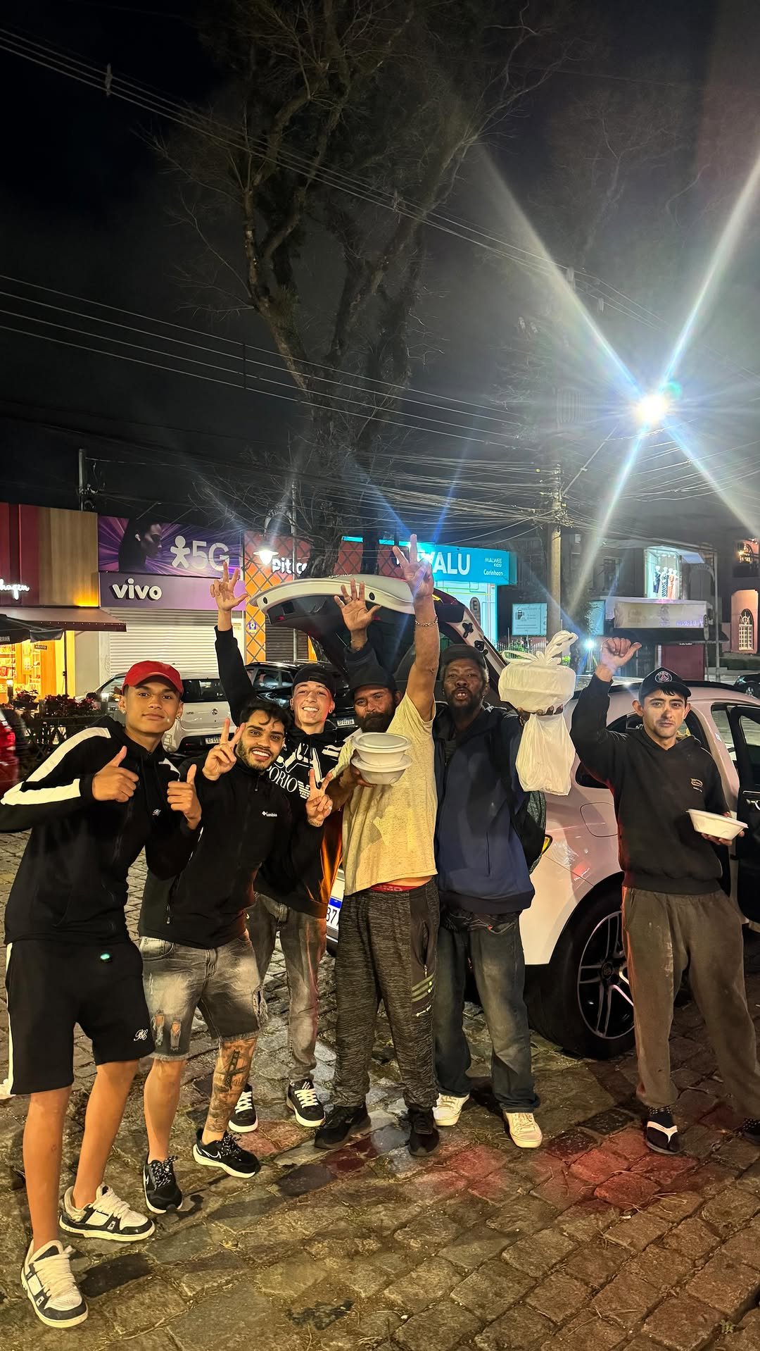 gabriel_milgrauu_ 게시물 이미지: Seja a diferença que você gostaria de ver no mundo.