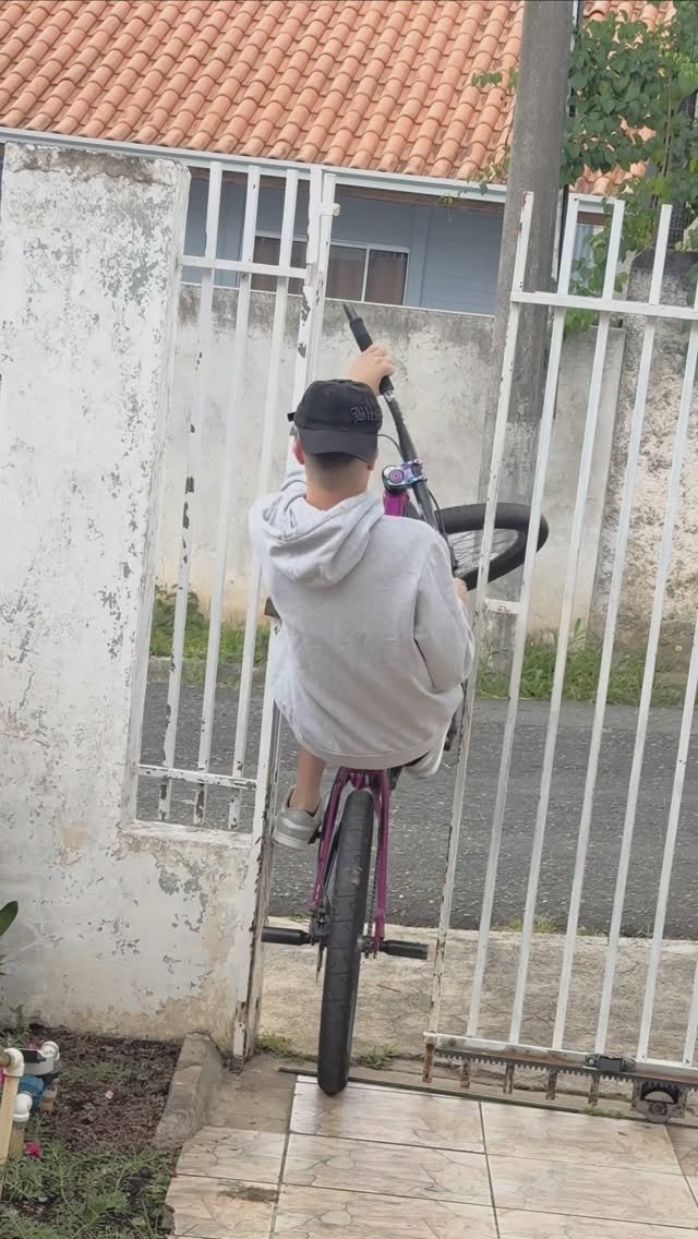 gabriel_milgrauu_ 게시물 이미지: LOUCURA 😳