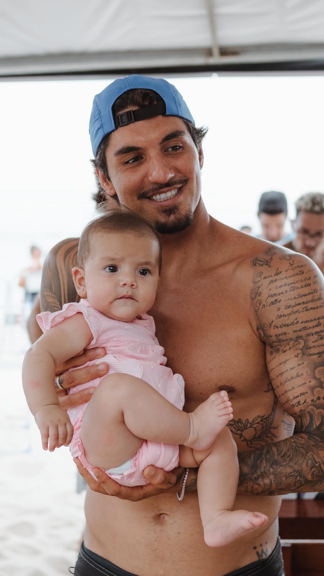 gabrielmedina 게시물 이미지: existe luz, ainda existe futuro, ainda existe...