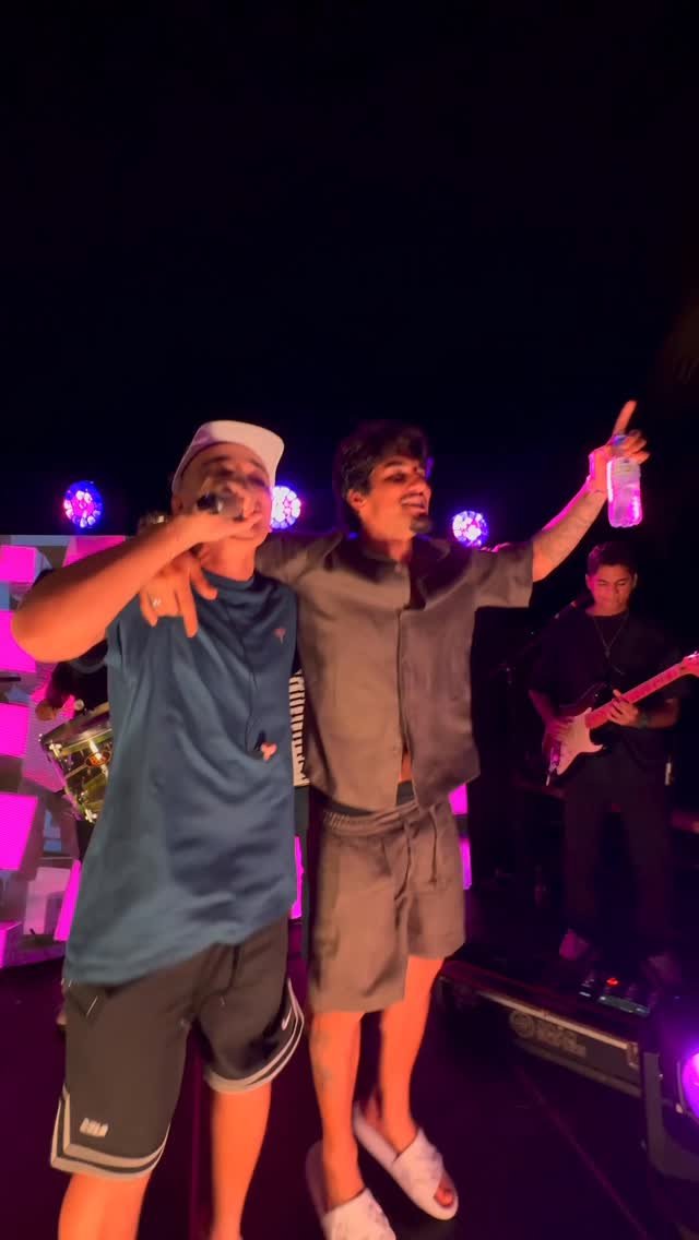 gabrielmedina 게시물 이미지: que dia legal! hahaha familia, amigos e muita...