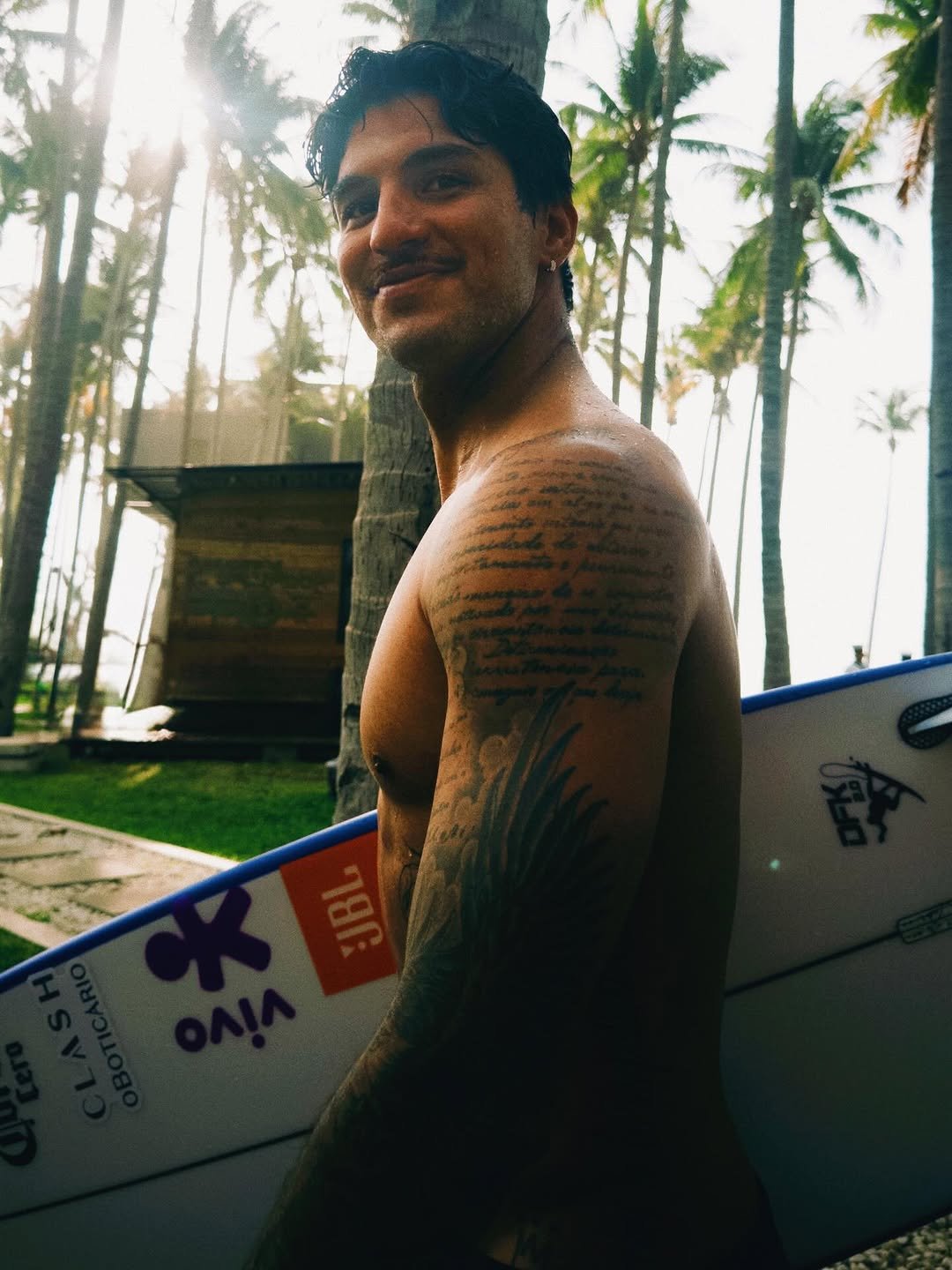 gabrielmedina 게시물 이미지: lay day daqui